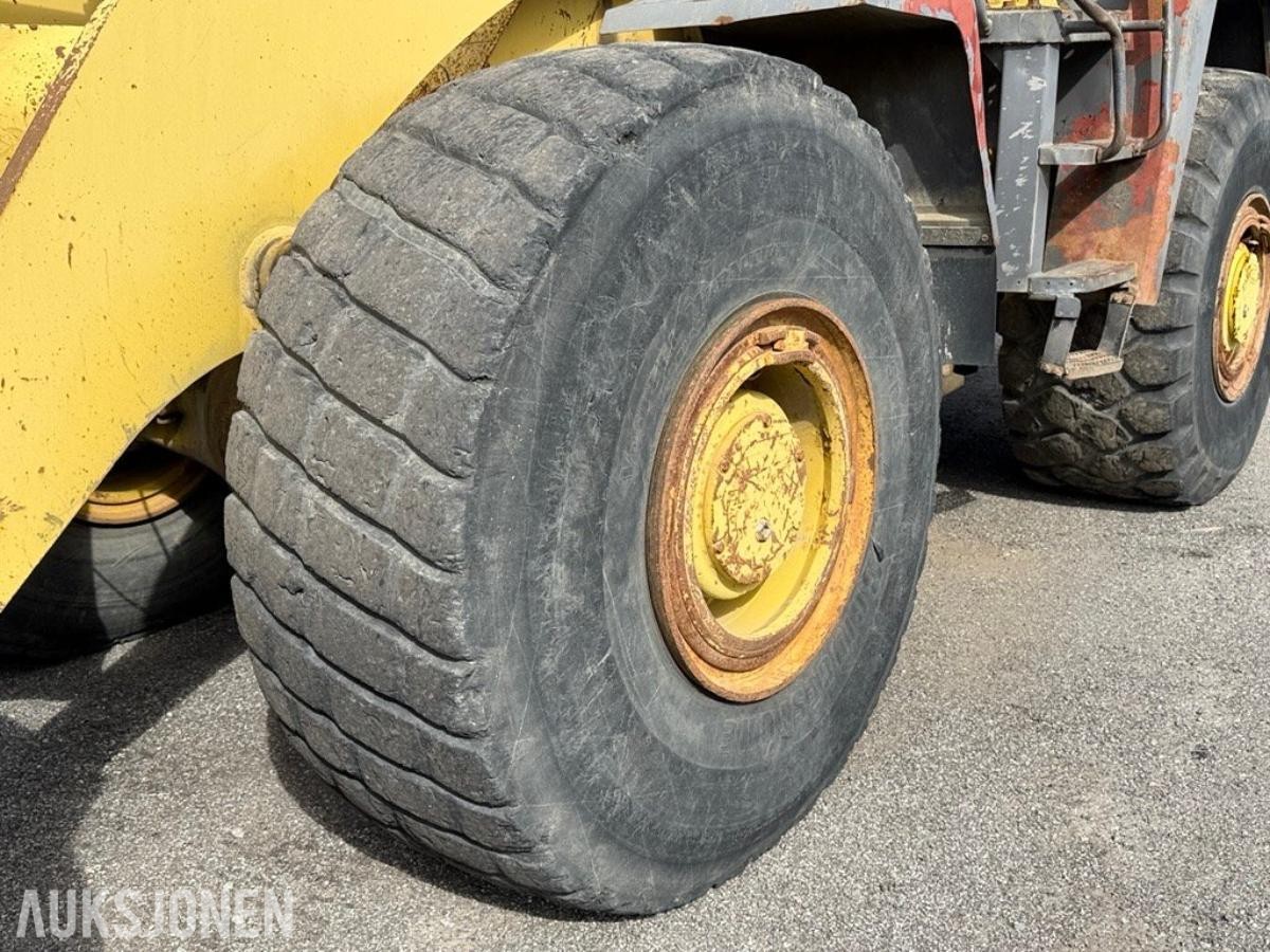 1994 Komatsu WA470-3H Hjullaster med skuffe - 10604 timer